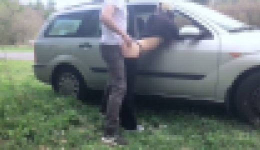 【不倫】『ここでSEXしたら誰かに見られちゃうよ？』夫を裏切った若奥様が登場！運転中のフェラ抜きに興奮した彼女とそのまま野外で中出し【素人】