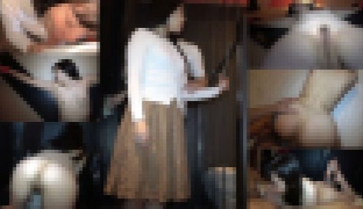 【素人・人妻】くみこVol.01　顔は撮らないでと言われましたがどさくさに紛れてフェラさせたら顔隠せずフェラ顔曝け出します。